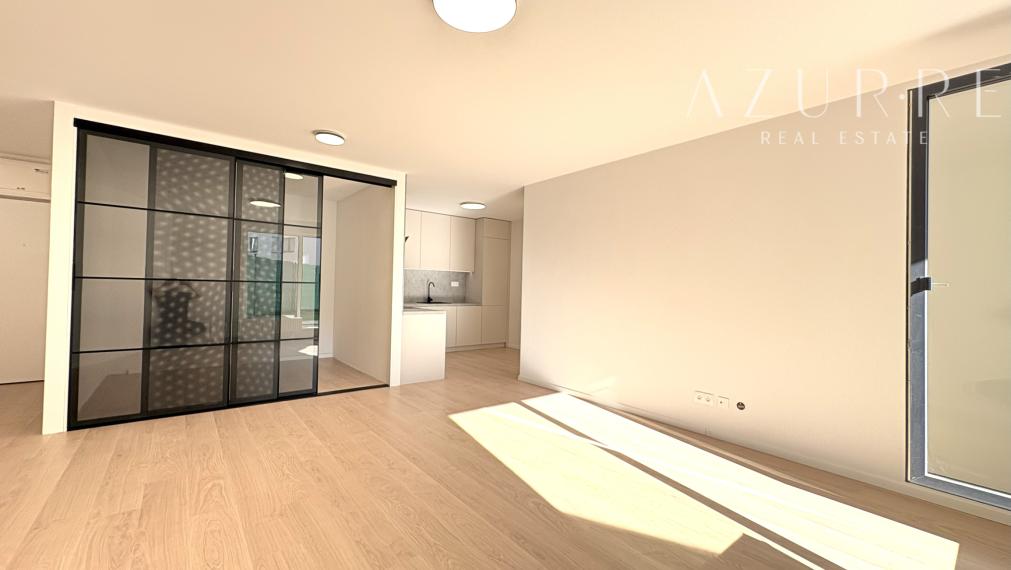 TOP PONUKA 2,5 izbový byt s predzáhradkou a kuchynskou linkou